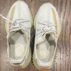 Yeezy Sneakers in Cream and Tan